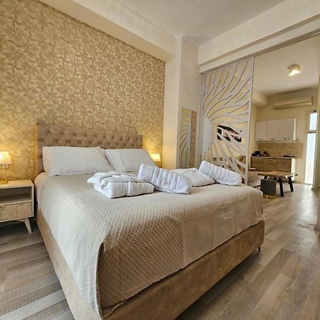 Golden City Center Suites Rhodes City Exterior foto
