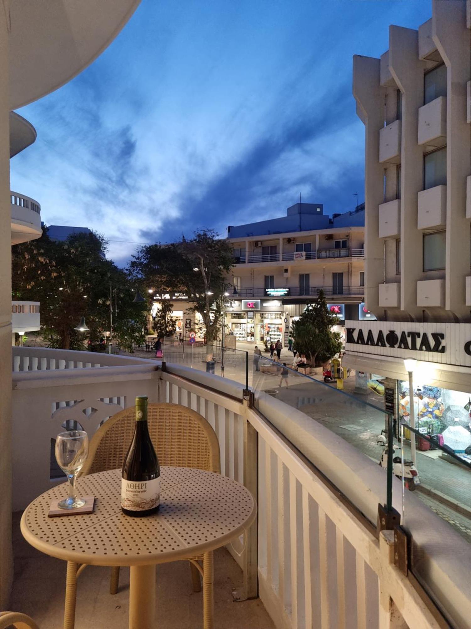 Golden City Center Suites Rhodes City Exterior foto