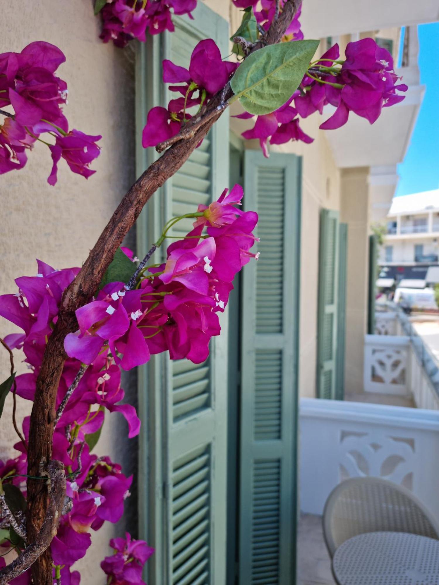 Golden City Center Suites Rhodes City Exterior foto
