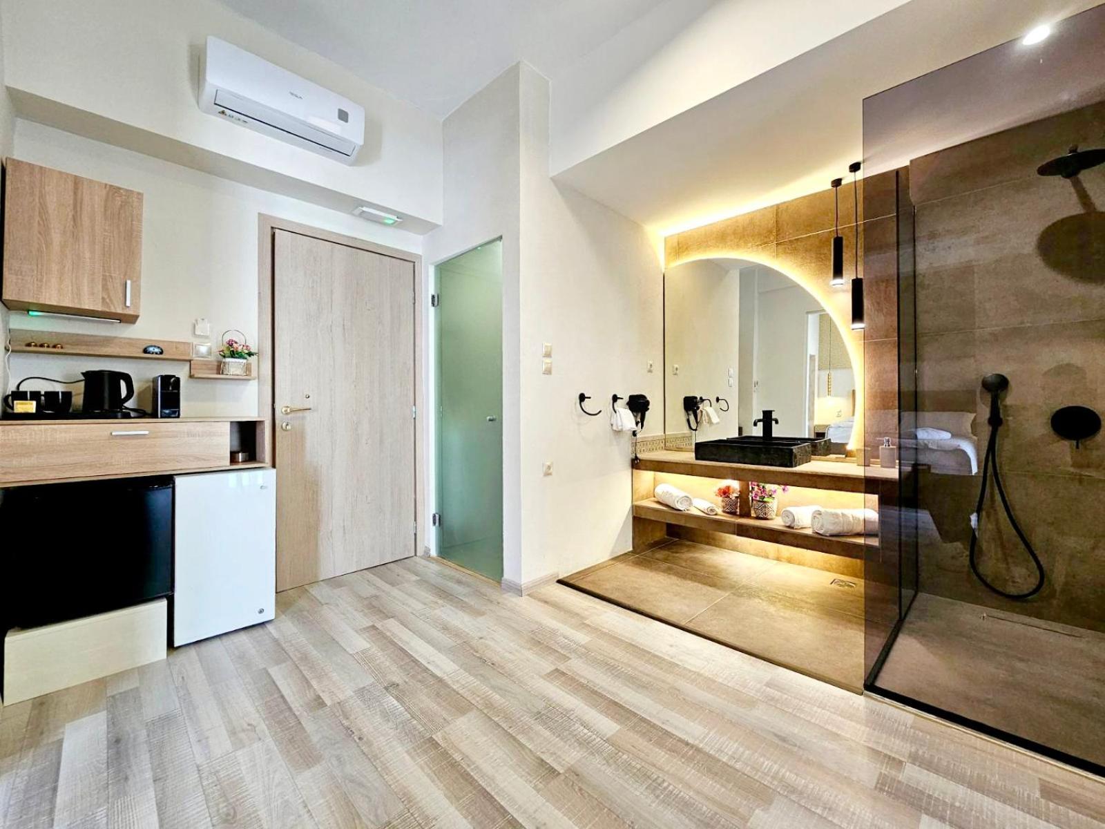 Golden City Center Suites Rhodes City Exterior foto